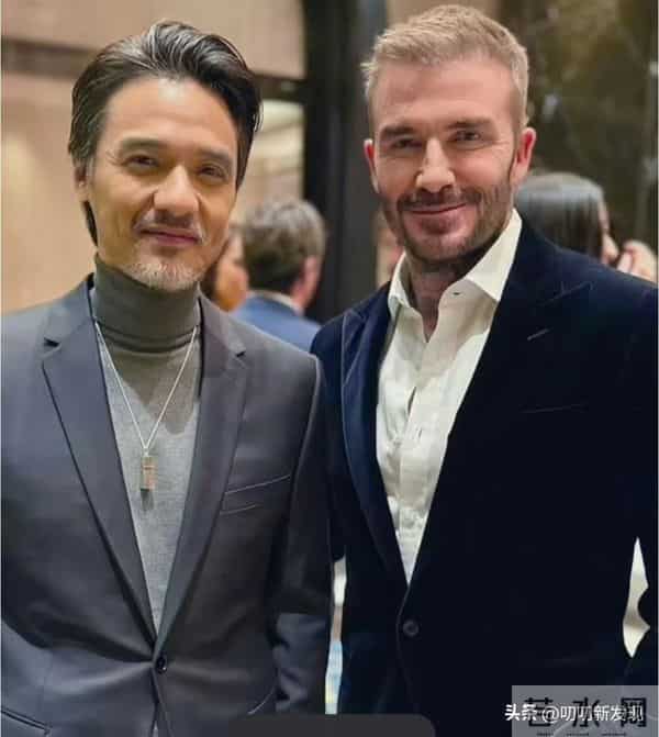 法拉利老了也是法拉利,花白头发、络腮胡,老而不衰的8位男星!