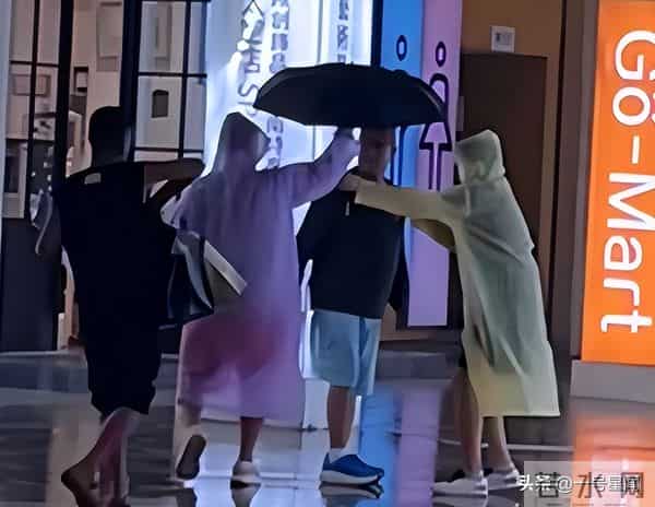 钱再多有什么用?赵本山近况曝光令人吃惊,给老年人敲响"警钟"