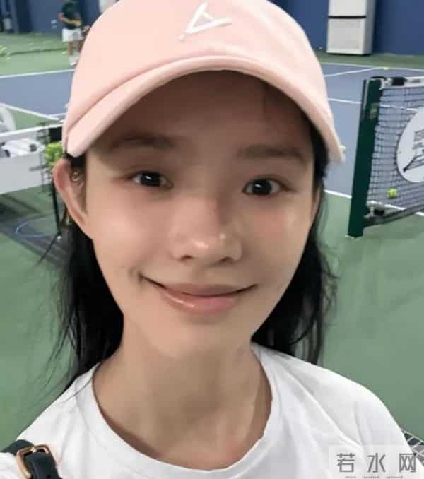 深扒后才发现，与沈腾传绯闻的林允，从不像表面那么简单