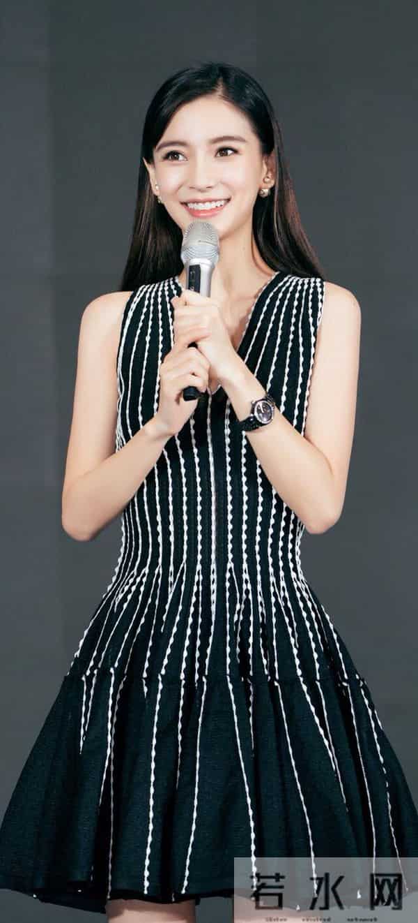 杨颖这身“拼接衬衫裙”，时髦度直接封神