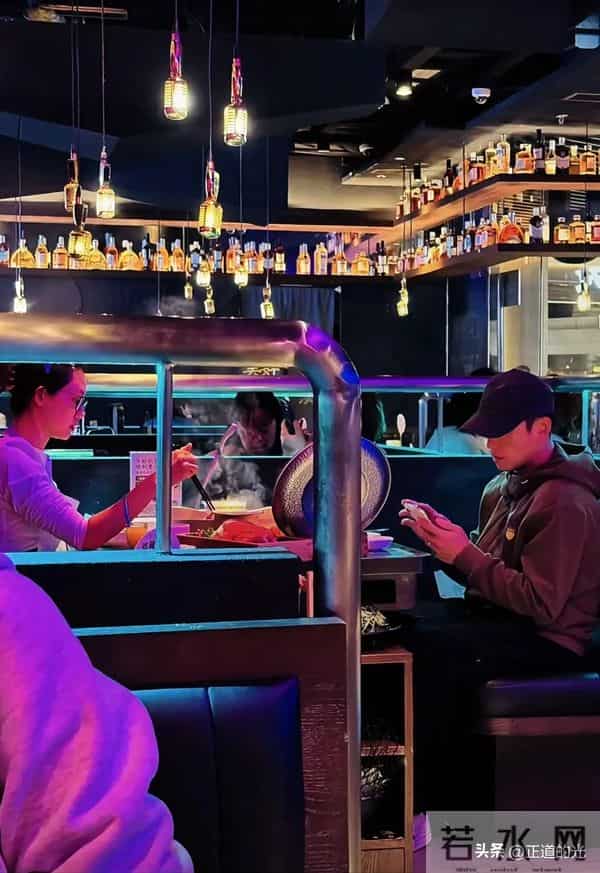 郑恺苗苗吃火锅 边吃边聊 引导型的老公和赞美型的老婆 家庭才会美满