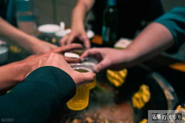 男人准备放弃你,会有这五种表现