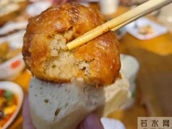 河南丈母娘的菜，款待女婿火了，不剩菜不浪费，网友：真疼女婿！