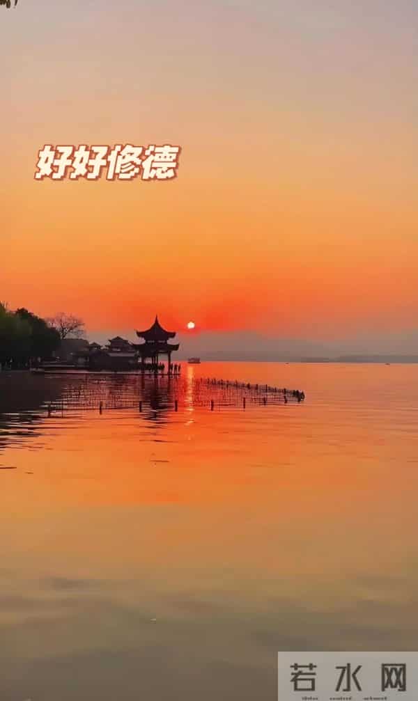 向晚三问：人间冷暖，心向底色