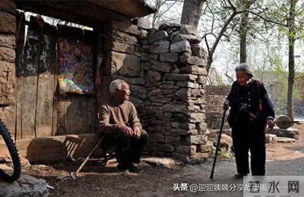 八十岁的老人生命就是一瞬间的事