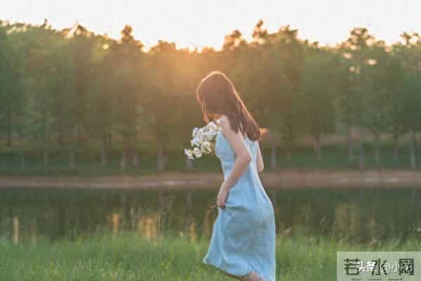 女人对你动了心，不会说“我喜欢你”，一般都会说这2句话！