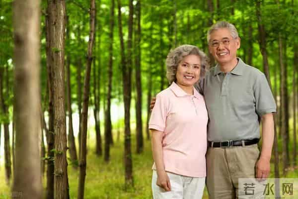 两性关系- 一旦过了68岁,哪怕身体再好,也要注意这5个“活细节”