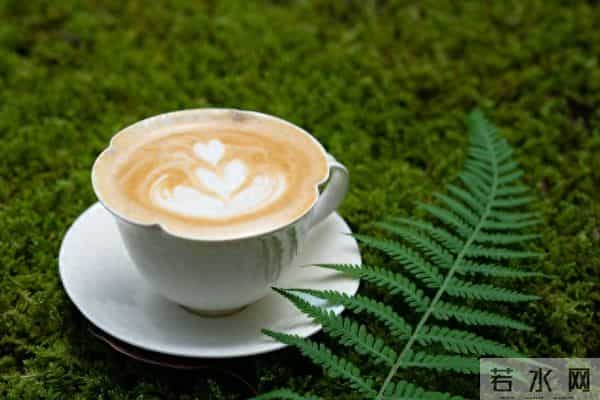 别不信，千万不要和任何人关系太好，走得太近