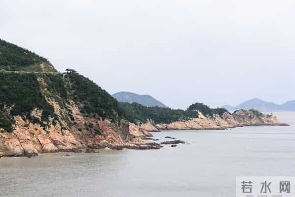 人这一生,独处是福,不攀不比、不扰不争、安守本心,快乐常相伴