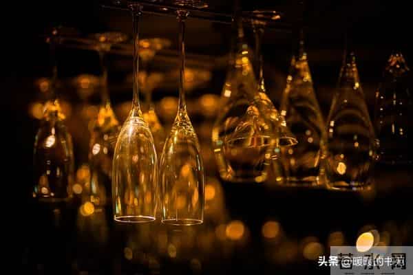 入骨三分的人生感悟，句句深入人心，句句戳中痛点