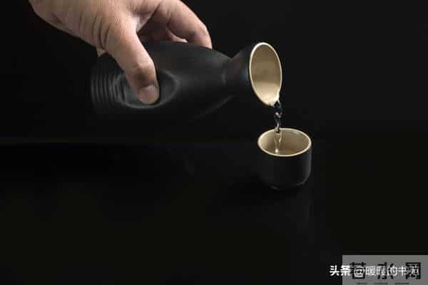 入骨三分的人生感悟，句句深入人心，句句戳中痛点