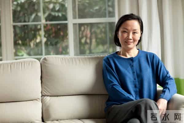 两性关系-60岁后女人最怕的三件事，男人千万别再忽视了！