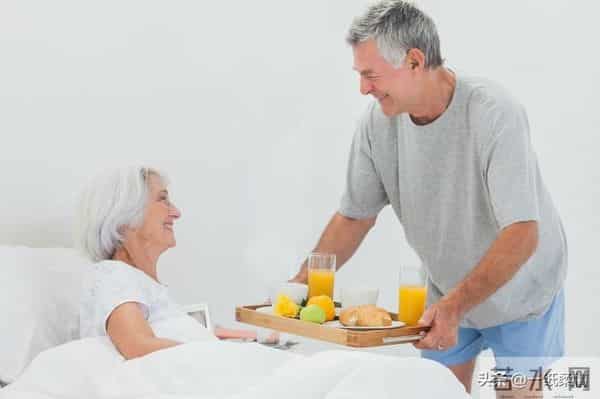 老妈去世后，大哥给我们兄弟姐妹定了个规矩，我们都严格遵守