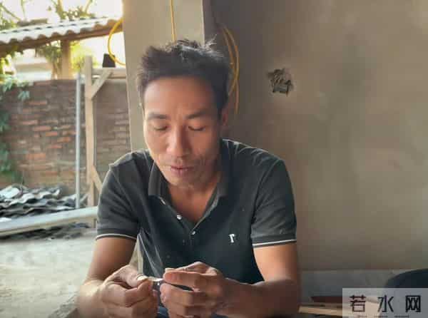 套路太深了!还是小松有一手,一套组合拳搞定小叔的高利贷