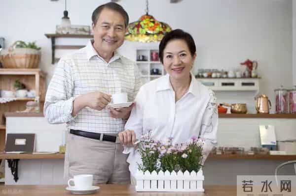 两性关系- 一旦过了68岁,哪怕身体再好,也要注意这5个“活细节”