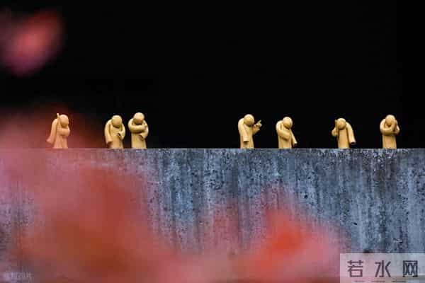 很多时候，不是你看错了“人”，而是你看错了“生产关系”