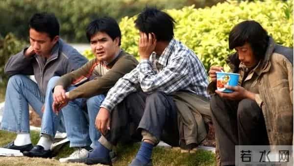 农村光棍扎堆，城市剩女成群？揭秘婚恋市场的冰火两重天