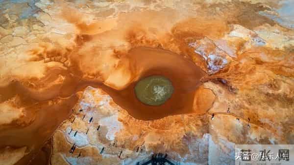 遇到不尊重你的小人，不要讨好，不要硬刚，记住“灰岩效应”！