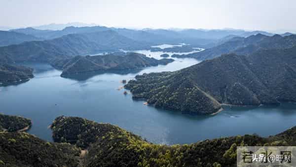 两性关系揭秘：女人五十后内心最渴望的4件事，男人却常常忽视！