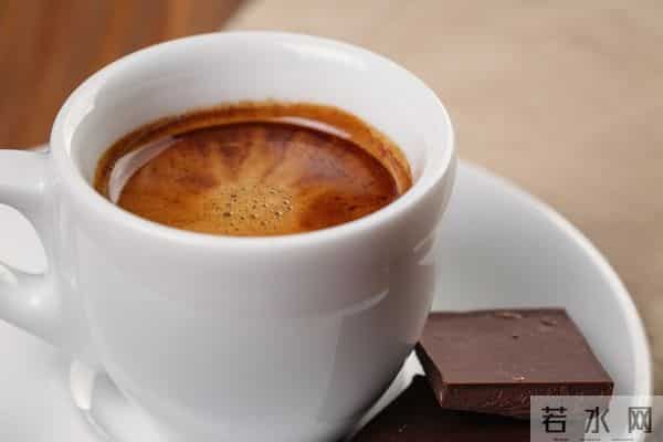 别不信，千万不要和任何人关系太好，走得太近