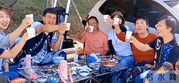 苏敏旅游5年后简直不敢认，连面相都变了，网友：这18万花得值!