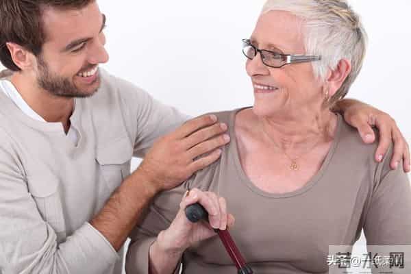 老妈去世后，大哥给我们兄弟姐妹定了个规矩，我们都严格遵守