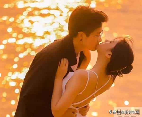 中年男女之间,从暧昧到发生关系,只需要一个条件那就是频繁聊天