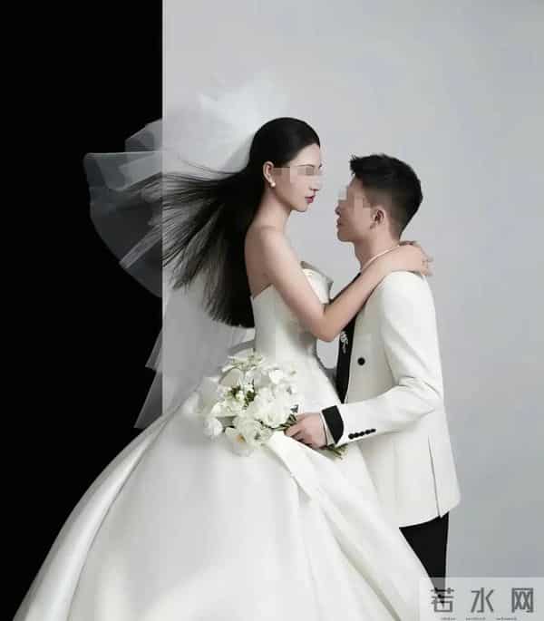 同情!25岁新郎坠楼摔死,新娘看到尸体跳楼殉情。家属悲痛欲绝!