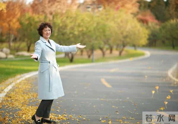 两性关系-60岁后女人最怕的三件事,男人千万别再忽视了!