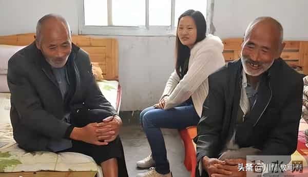 36岁女老师相貌出众,却无人敢娶,只因看到她家里的2个人!