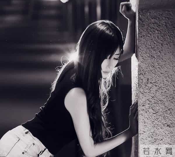 聪明男人想念女人的智慧之举:不频繁联系,掌握这些,感情更稳固