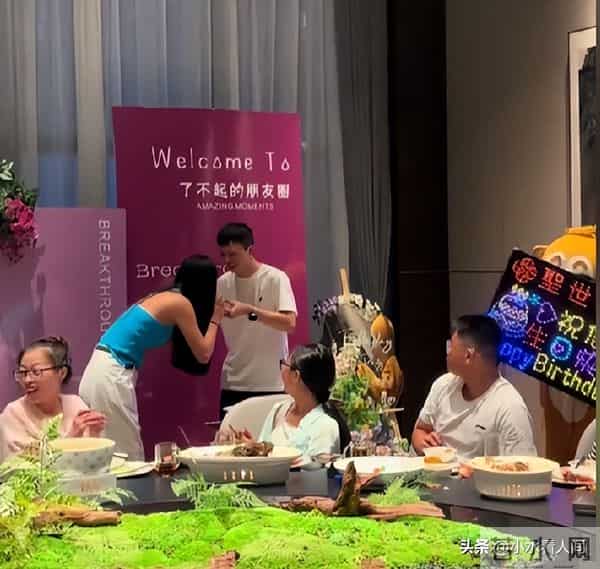 湖南一对新人婚礼前双双坠亡,堂姐曝内情,有三家早餐店、开奔驰