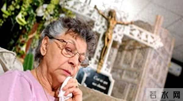 发现了没有,很多丧偶的女人,在外面从来不说!自己是已经丧偶的