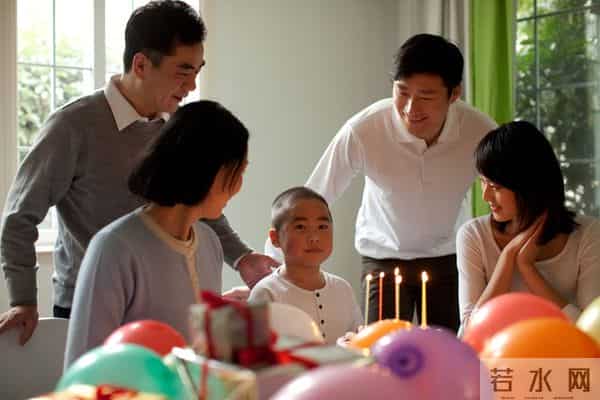 人老了才明白的道理：骂不得的女婿，打不得的外孙是真的有道理