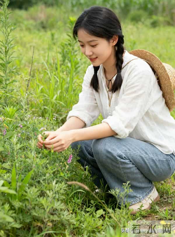 两性关系：中年女人最难抗拒的两个需求，满足一个她就离不开你！