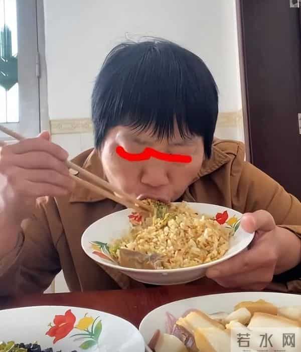 江西：母亲天天大鱼大肉，只因4个儿女无一成家，被全村老少羡慕