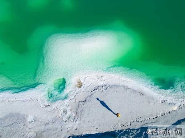 遇到不尊重你的小人，不要讨好，不要硬刚，记住“灰岩效应”！