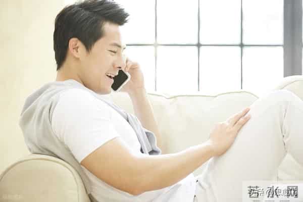 男人准备放弃你,会有这五种表现