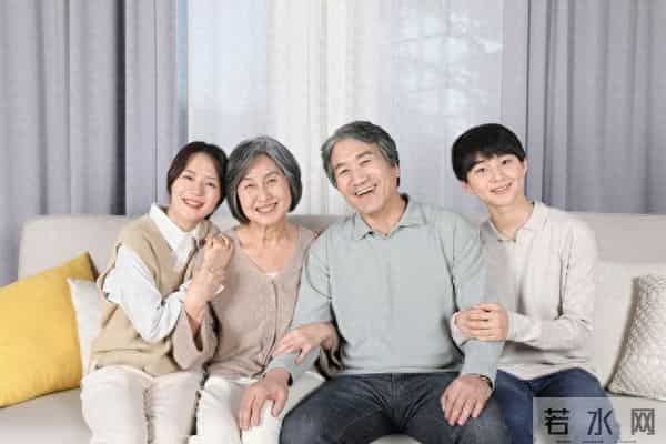 孝敬与煎熬，和父母同住后，我终于懂了受不了的无奈