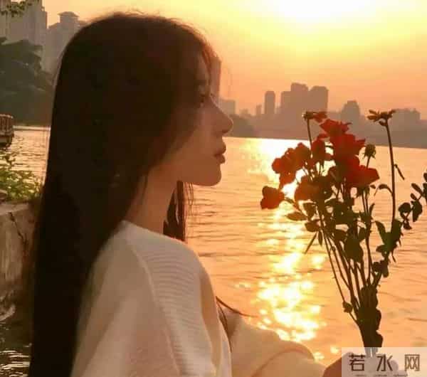 别再装了，女人想男人的程度，男人根本想象不到