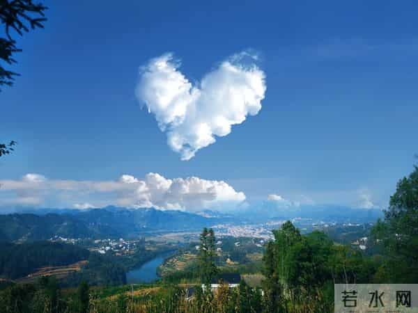 聪明男人想念女人的智慧之举:不频繁联系,掌握这些,感情更稳固