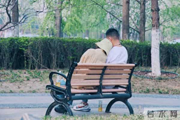 我50岁，已经绝经了，前段时间跟一个比我大八岁的老头在一起了