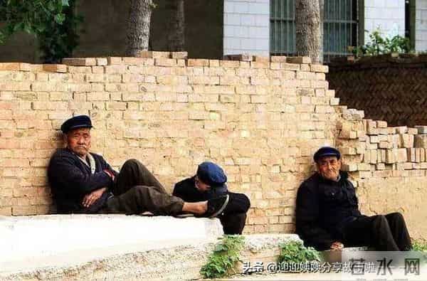 八十岁的老人生命就是一瞬间的事