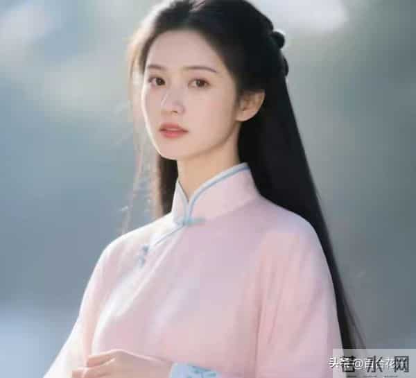 两性关系:男人不给你发信息,也不主动,女人就这样做