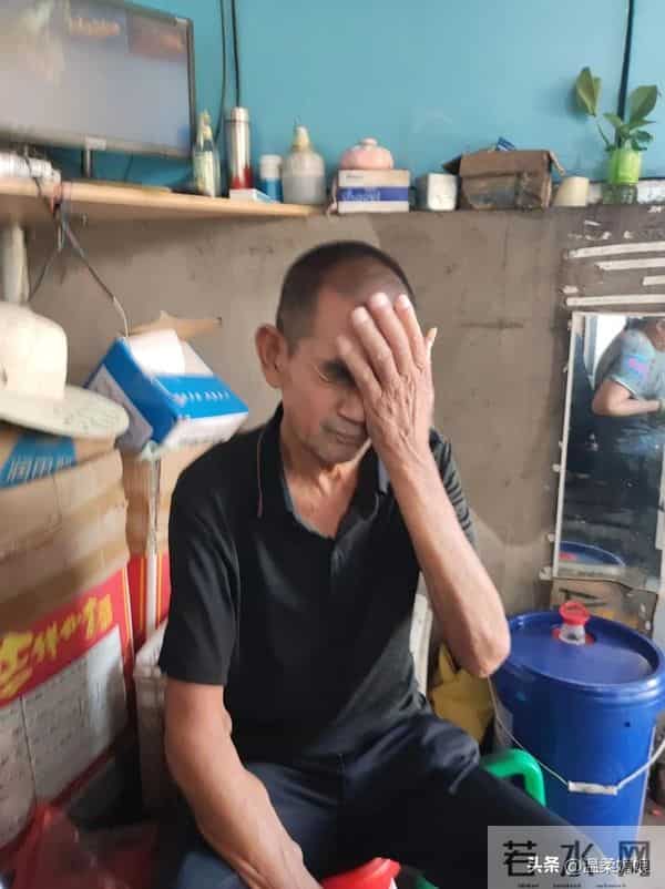 四川父亲痴呆29年,凌晨想起自己山东有厂子,儿子赶去后愣在原地