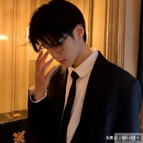 喜欢吃软饭的星座男，“聪明反被聪明误”？