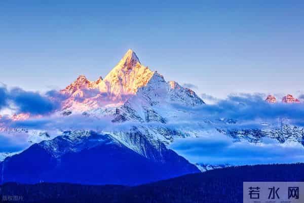 《人民日报》金句摘抄:句句精辟,句句在理,句句入心