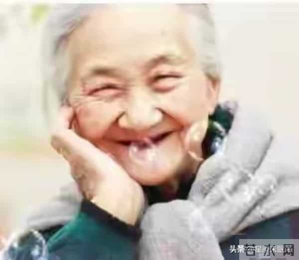 两性关系:60多岁的女人找老伴,最大的需求是这一点