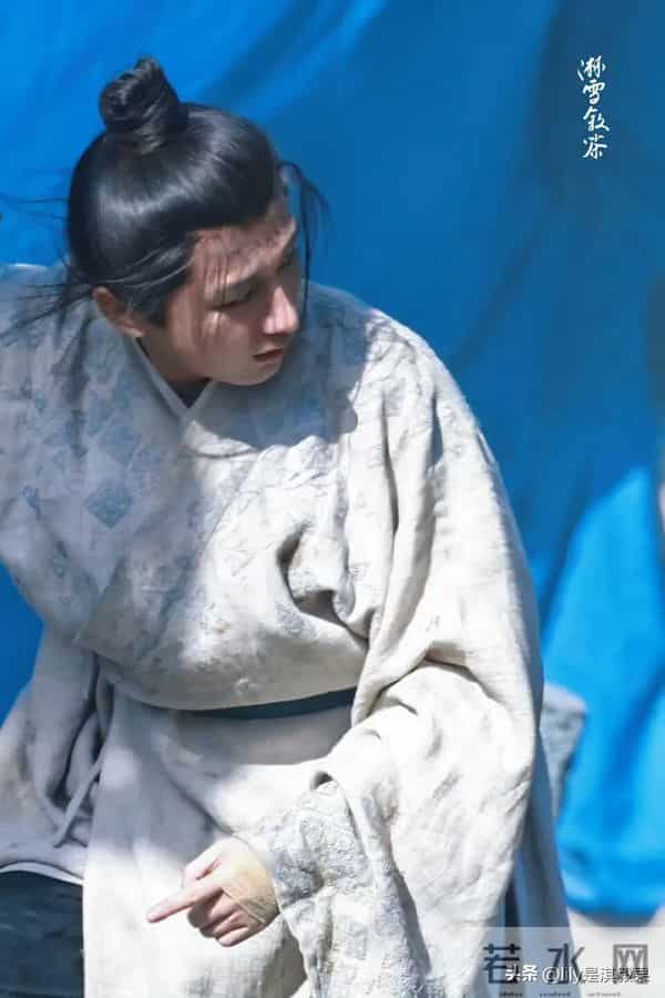 成毅《两京十五日》频频受伤,这剧组是有什么受伤kpi要完成吗?