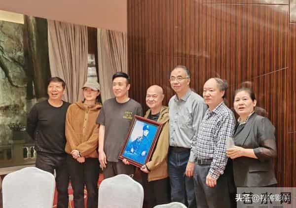 七年磨一剑,《沉默的荣耀》编剧卢敏的“还愿”与敬畏心!